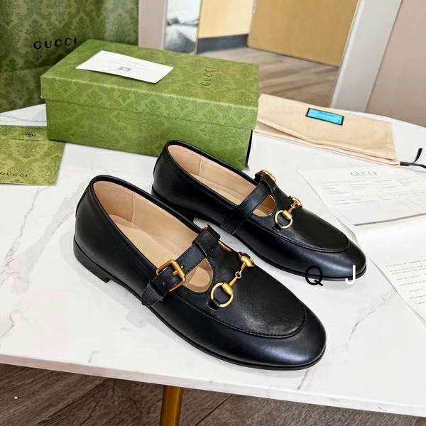 Picture of Gucci Shoes _SKUGuccisz35-40XJ03035943